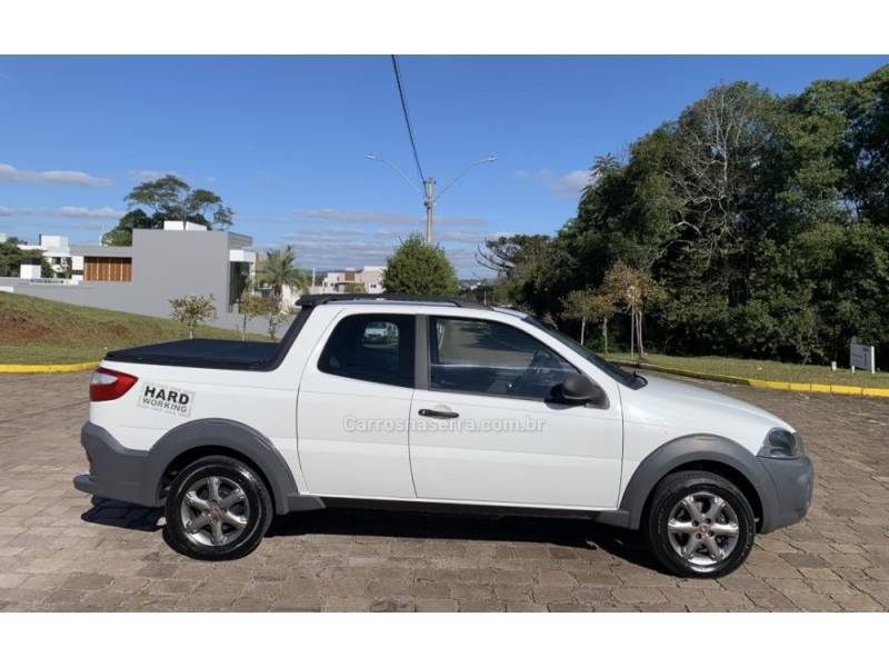 FIAT - STRADA - 2014/2015 - Branca - R$ 64.800,00