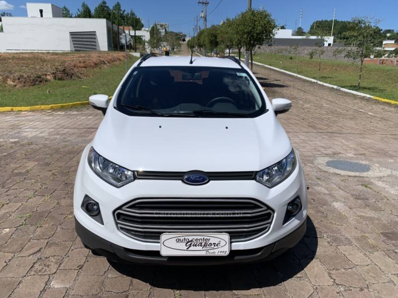 FORD - ECOSPORT - 2016/2017 - Branca - R$ 61.800,00