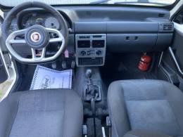 FIAT - UNO - 2010/2011 - Branca - R$ 30.800,00