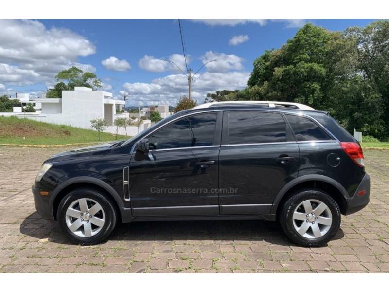 CHEVROLET - CAPTIVA - 2012/2012 - Preta - R$ 46.800,00