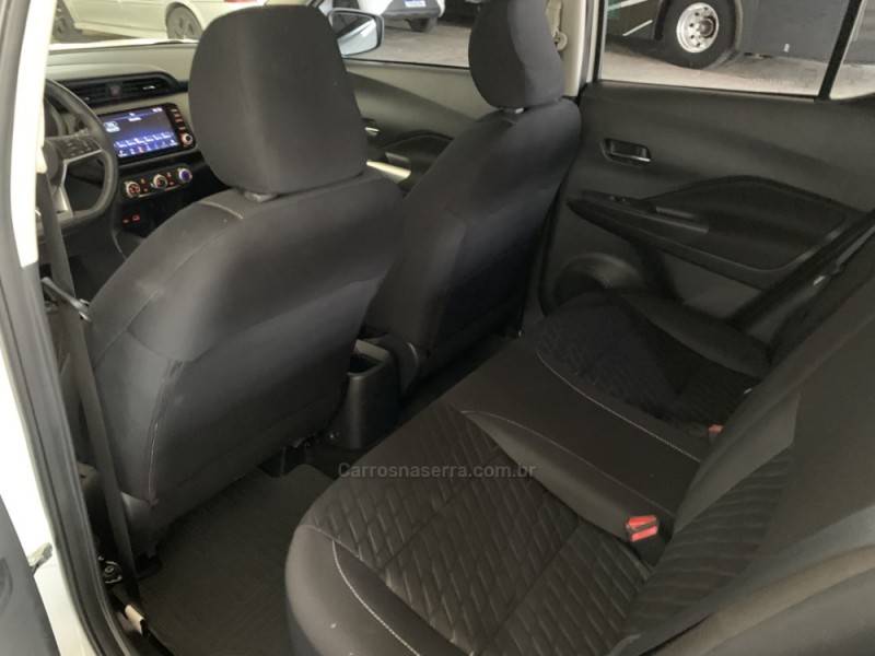 NISSAN - KICKS - 2022/2022 - Branca - R$ 99.800,00