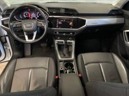 AUDI - Q3 - 2021/2021 - Branca - R$ 173.800,00