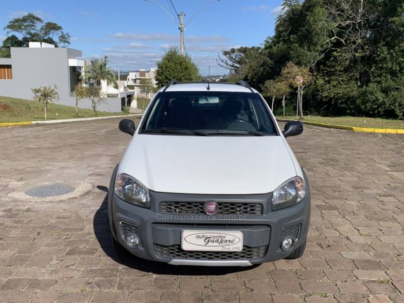 FIAT - STRADA - 2014/2015 - Branca - R$ 64.800,00