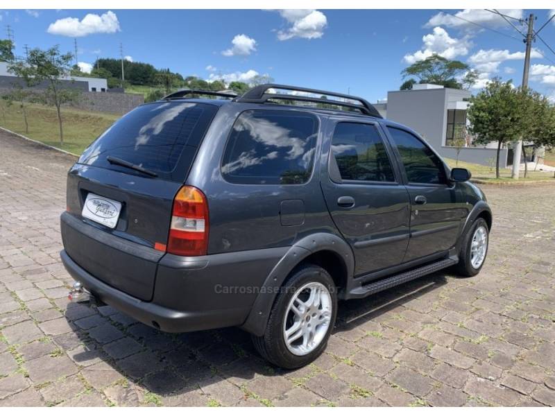 FIAT - PALIO - 2003/2003 - Cinza - R$ 23.800,00