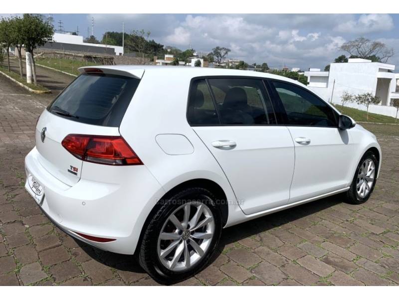 VOLKSWAGEN - GOLF - 2015/2015 - Branca - Sob Consulta