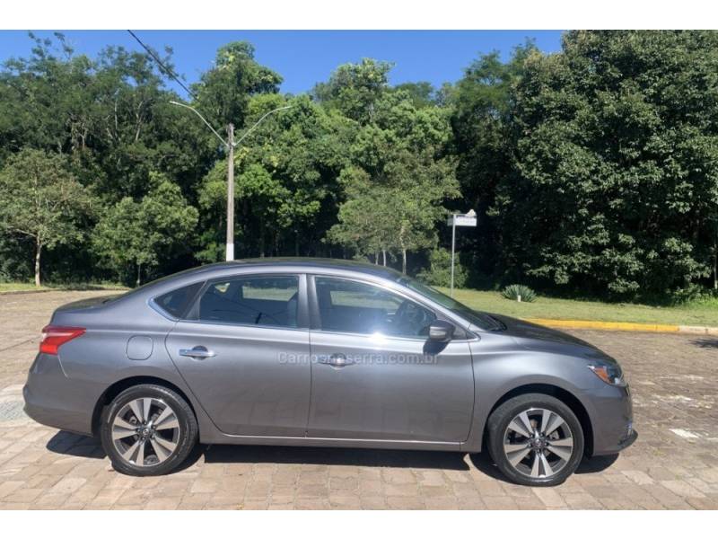 NISSAN - SENTRA - 2018/2018 - Cinza - R$ 69.800,00