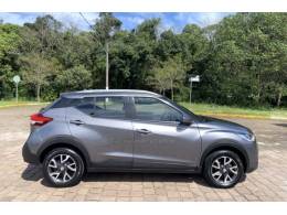 NISSAN - KICKS - 2018/2019 - Cinza - R$ 83.800,00