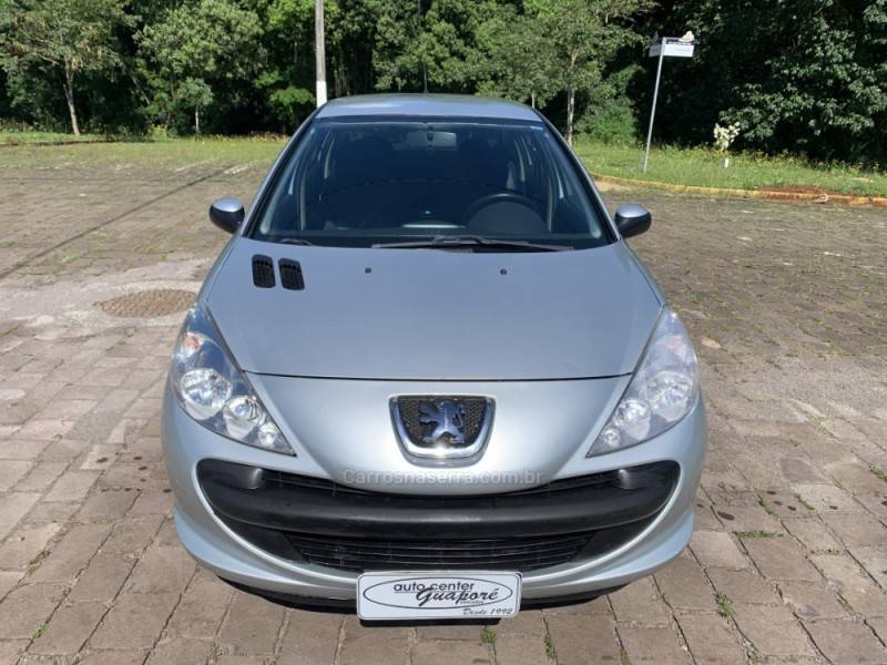 PEUGEOT - 207 - 2010/2011 - Prata - R$ 23.800,00