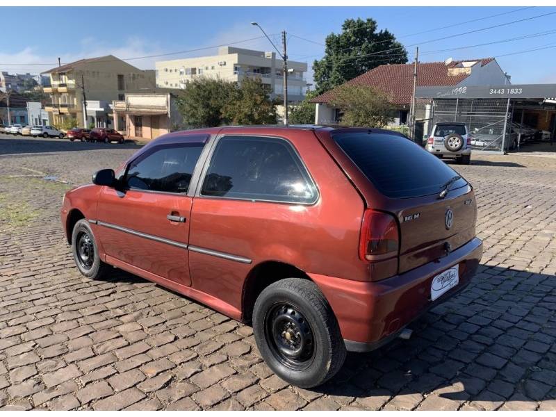 VOLKSWAGEN - GOL - 1997/1998 - Vermelha - R$ 14.800,00