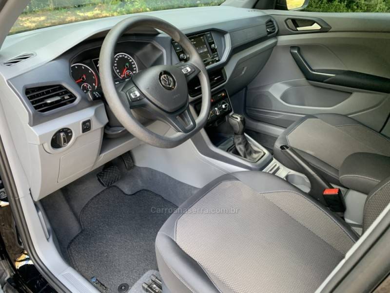 VOLKSWAGEN - T-CROSS - 2021/2021 - Preta - R$ 94.800,00