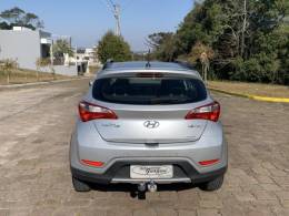 HYUNDAI - HB20X - 2013/2014 - Prata - Sob Consulta
