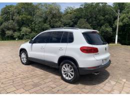 VOLKSWAGEN - TIGUAN - 2014/2014 - Branca - R$ 69.800,00