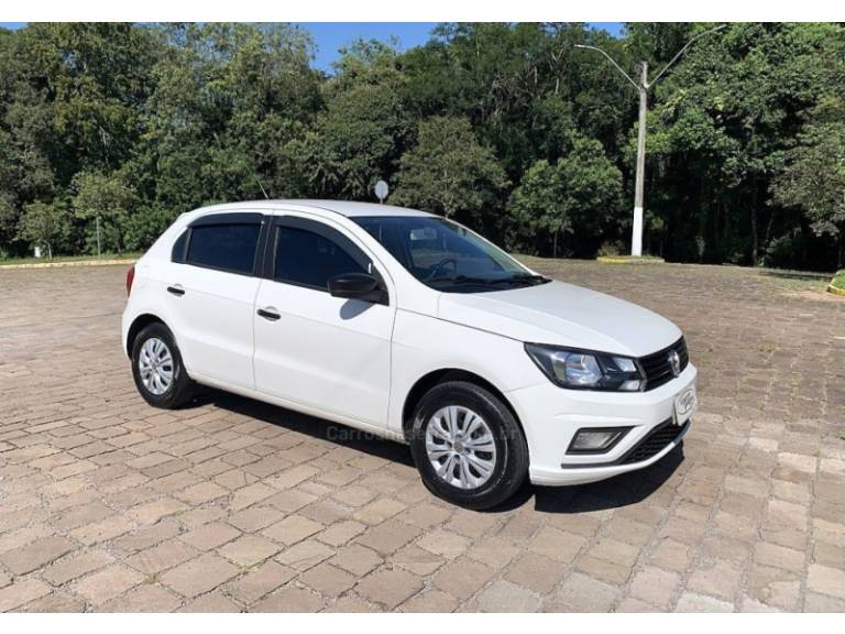 VOLKSWAGEN - GOL - 2021/2022 - Branca - R$ 52.800,00