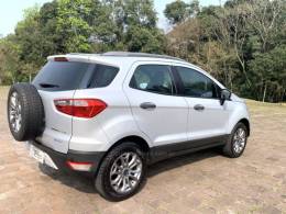 FORD - ECOSPORT - 2013/2014 - Prata - R$ 56.800,00