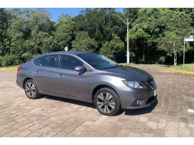 NISSAN - SENTRA - 2018/2018 - Cinza - R$ 69.800,00
