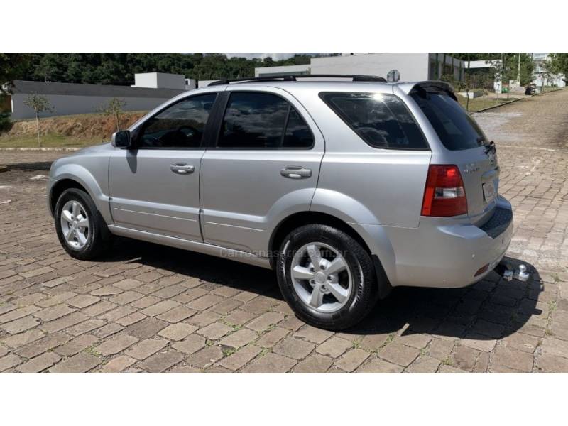 KIA MOTORS - SORENTO - 2008/2009 - Prata - R$ 52.800,00