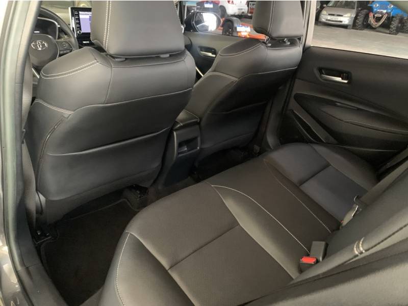 TOYOTA - COROLLA - 2021/2022 - Cinza - R$ 134.800,00