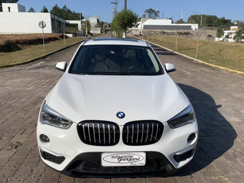 BMW - X1 - 2017/2017 - Branca - R$ 129.800,00