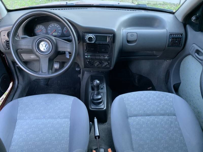 VOLKSWAGEN - GOL - 1997/1998 - Vermelha - R$ 14.800,00
