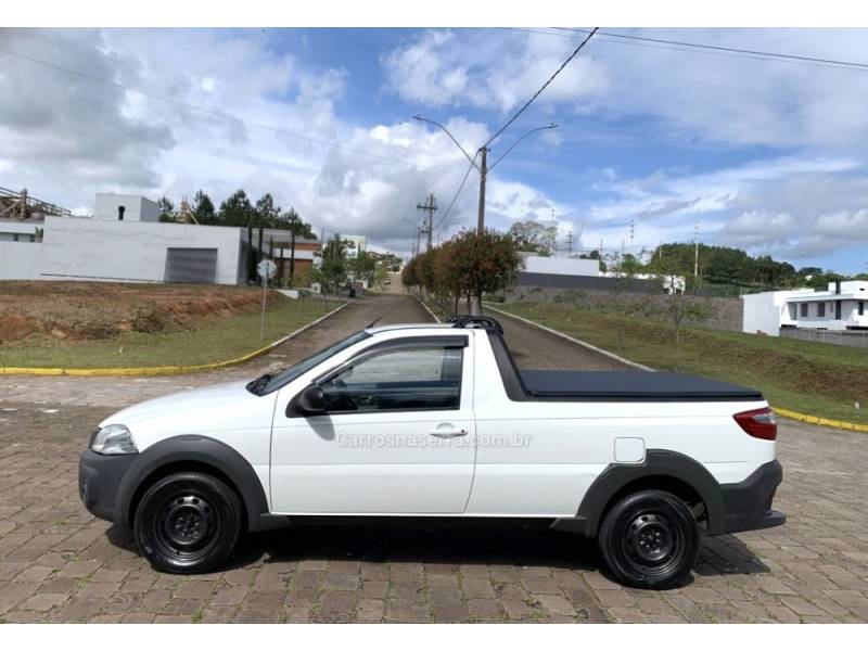 FIAT - STRADA - 2017/2017 - Branca - R$ 57.800,00