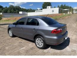 VOLKSWAGEN - VOYAGE - 2021/2022 - Cinza - R$ 71.800,00