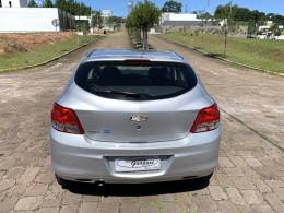 CHEVROLET - ONIX - 2018/2018 - Prata - R$ 49.800,00