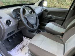 FORD - ECOSPORT - 2006/2007 - Preta - R$ 32.800,00