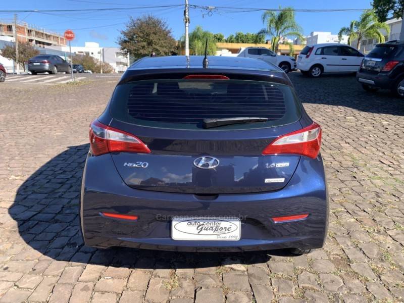 HYUNDAI - HB20 - 2013/2013 - Azul - R$ 49.800,00