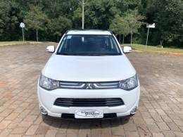 MITSUBISHI - OUTLANDER - 2014/2015 - Branca - R$ 75.800,00