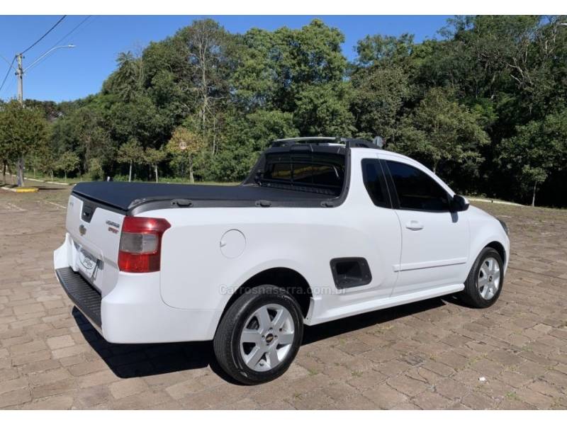 CHEVROLET - MONTANA - 2012/2013 - Branca - R$ 48.800,00