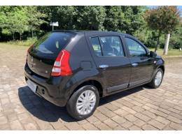 RENAULT - SANDERO - 2011/2012 - Preta - R$ 34.800,00