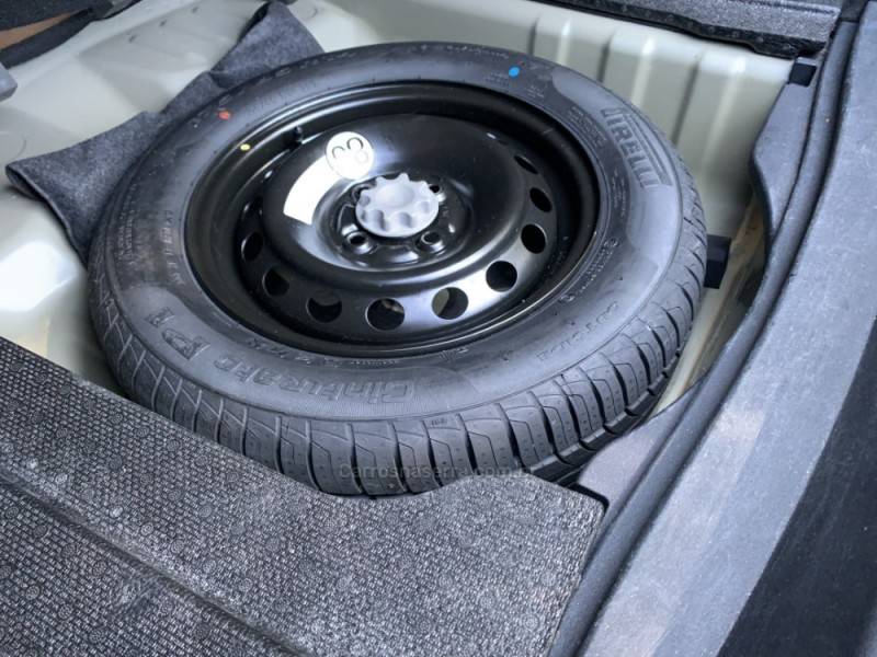 TOYOTA - YARIS - 2019/2020 - Cinza - R$ 87.800,00