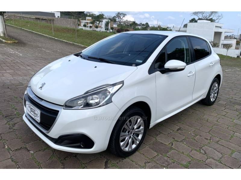 PEUGEOT - 208 - 2018/2019 - Branca - R$ 48.800,00