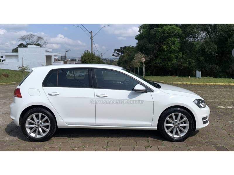 VOLKSWAGEN - GOLF - 2015/2015 - Branca - Sob Consulta