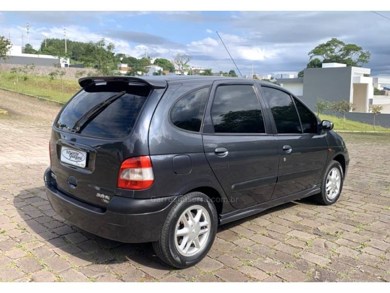 RENAULT - SCÉNIC - 2001/2002 - Cinza - R$ 18.800,00