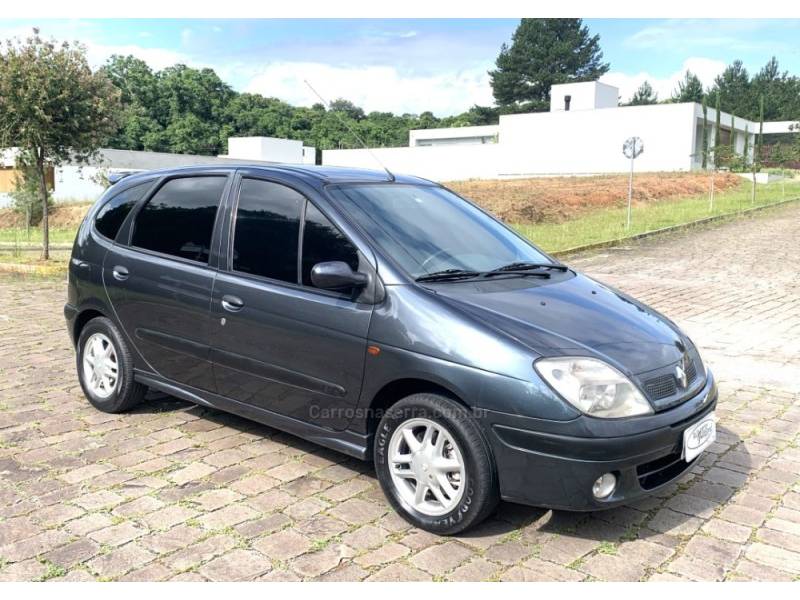 RENAULT - SCÉNIC - 2001/2002 - Cinza - R$ 18.800,00