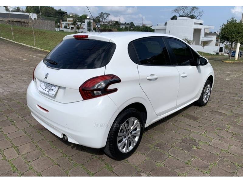 PEUGEOT - 208 - 2018/2019 - Branca - R$ 48.800,00