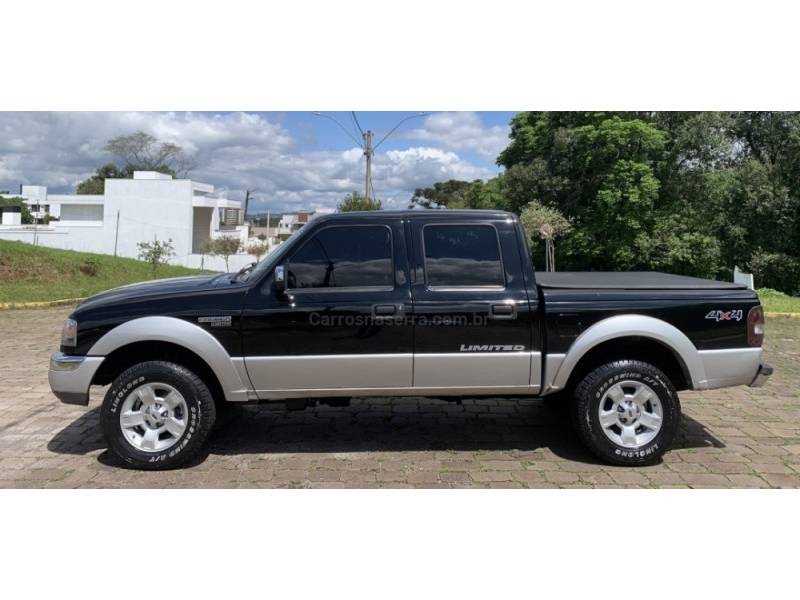 FORD - RANGER - 2006/2007 - Preta - R$ 69.800,00