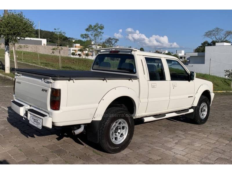 MITSUBISHI - L200 - 2003/2003 - Branca - R$ 55.800,00