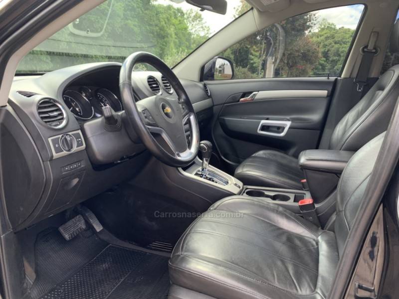 CHEVROLET - CAPTIVA - 2012/2012 - Preta - R$ 46.800,00