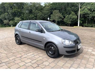 VOLKSWAGEN - POLO - 2007/2008 - Cinza - R$ 34.800,00