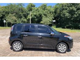 CITROËN - C3 PICASSO - 2013/2014 - Preta - R$ 41.800,00