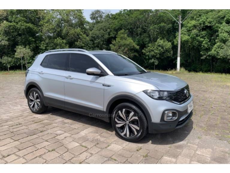 VOLKSWAGEN - T-CROSS - 2021/2021 - Prata - R$ 117.800,00