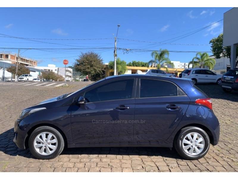 HYUNDAI - HB20 - 2013/2013 - Azul - R$ 49.800,00