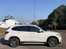 BMW - X1 - 2017/2017 - Branca - R$ 129.800,00