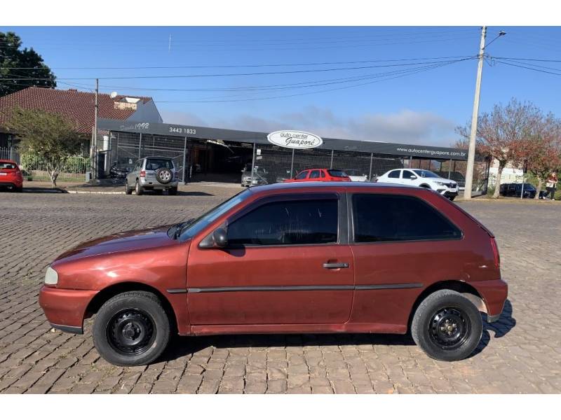 VOLKSWAGEN - GOL - 1997/1998 - Vermelha - R$ 14.800,00