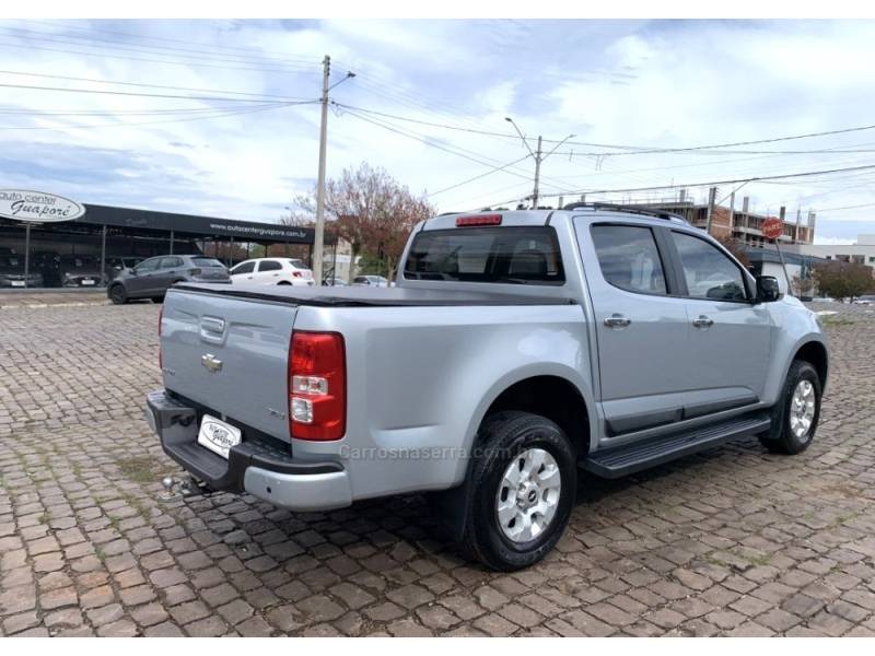 CHEVROLET - S10 - 2012/2013 - Prata - R$ 96.800,00