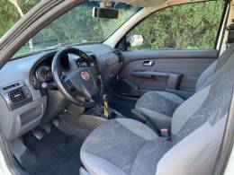 FIAT - STRADA - 2014/2015 - Branca - R$ 64.800,00