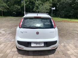 FIAT - PUNTO - 2015/2016 - Branca - R$ 45.800,00