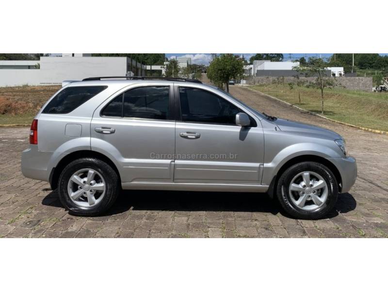 KIA MOTORS - SORENTO - 2008/2009 - Prata - R$ 52.800,00